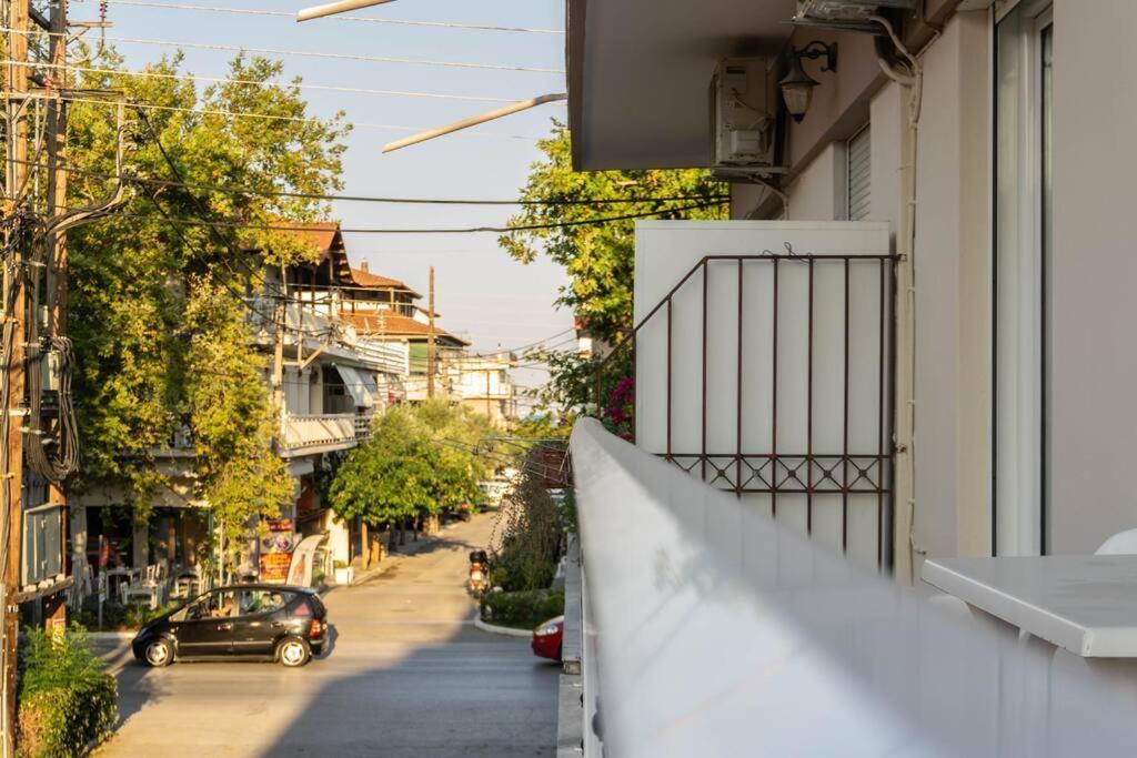 2 Bedroom Holiday Flat, Renovated, In The Centre อัสโปรวาลตา ภายนอก รูปภาพ